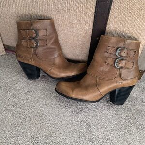b.o.c. Ankle booties